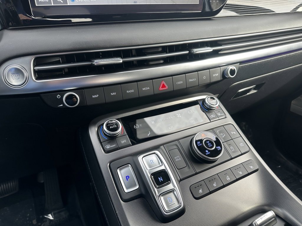 Used 2025 Hyundai Palisade Calligraphy image 24