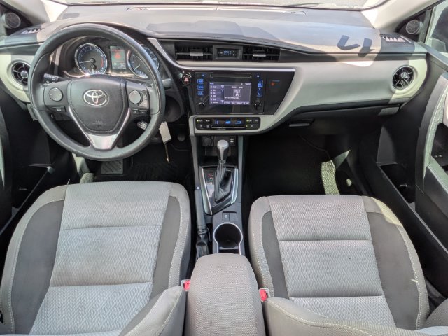 Used 2018 Toyota Corolla LE FWD image 13