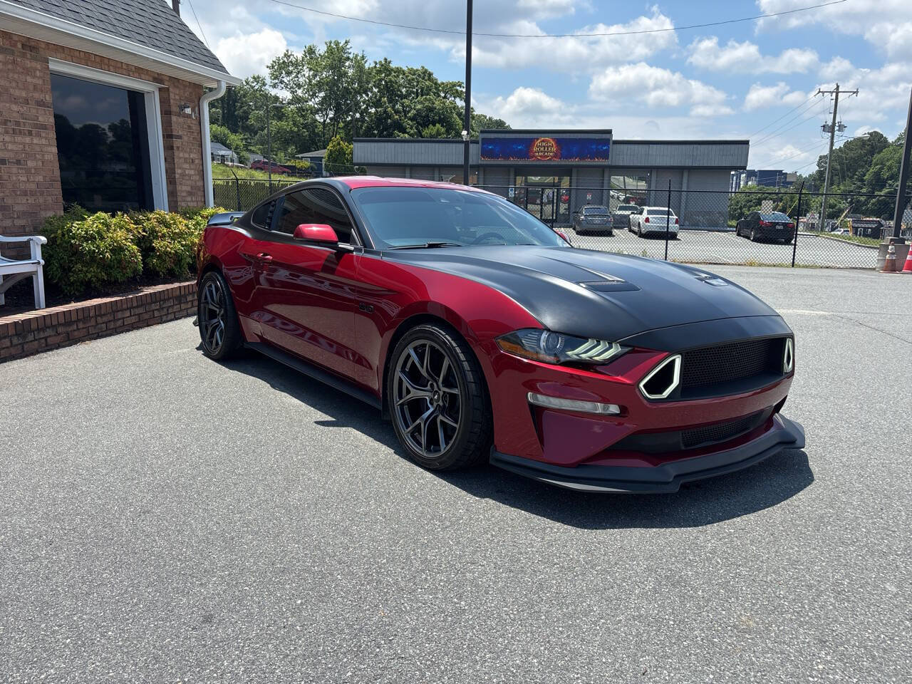 Used 2019 Ford Mustang GT RWD image 7