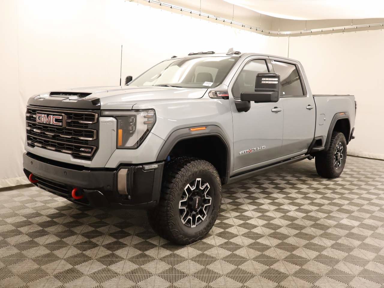 Used 2024 GMC Sierra 2500 AT4X image 1