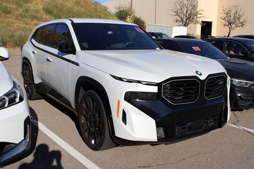 Used 2025 BMW XM image 4