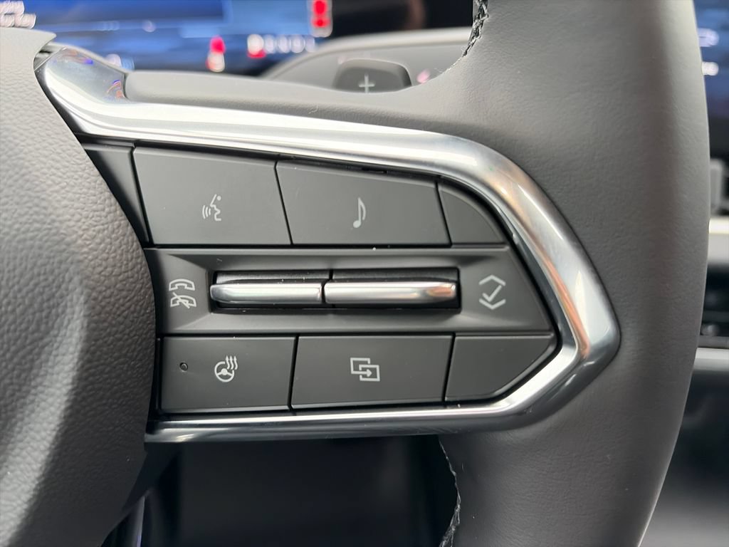 New 2026 Chevrolet Equinox LT w/ Convenience Package II AWD/4WD image 12