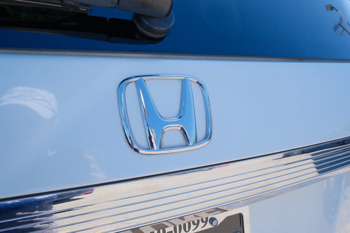 Used 2016 Honda Odyssey LX image 36