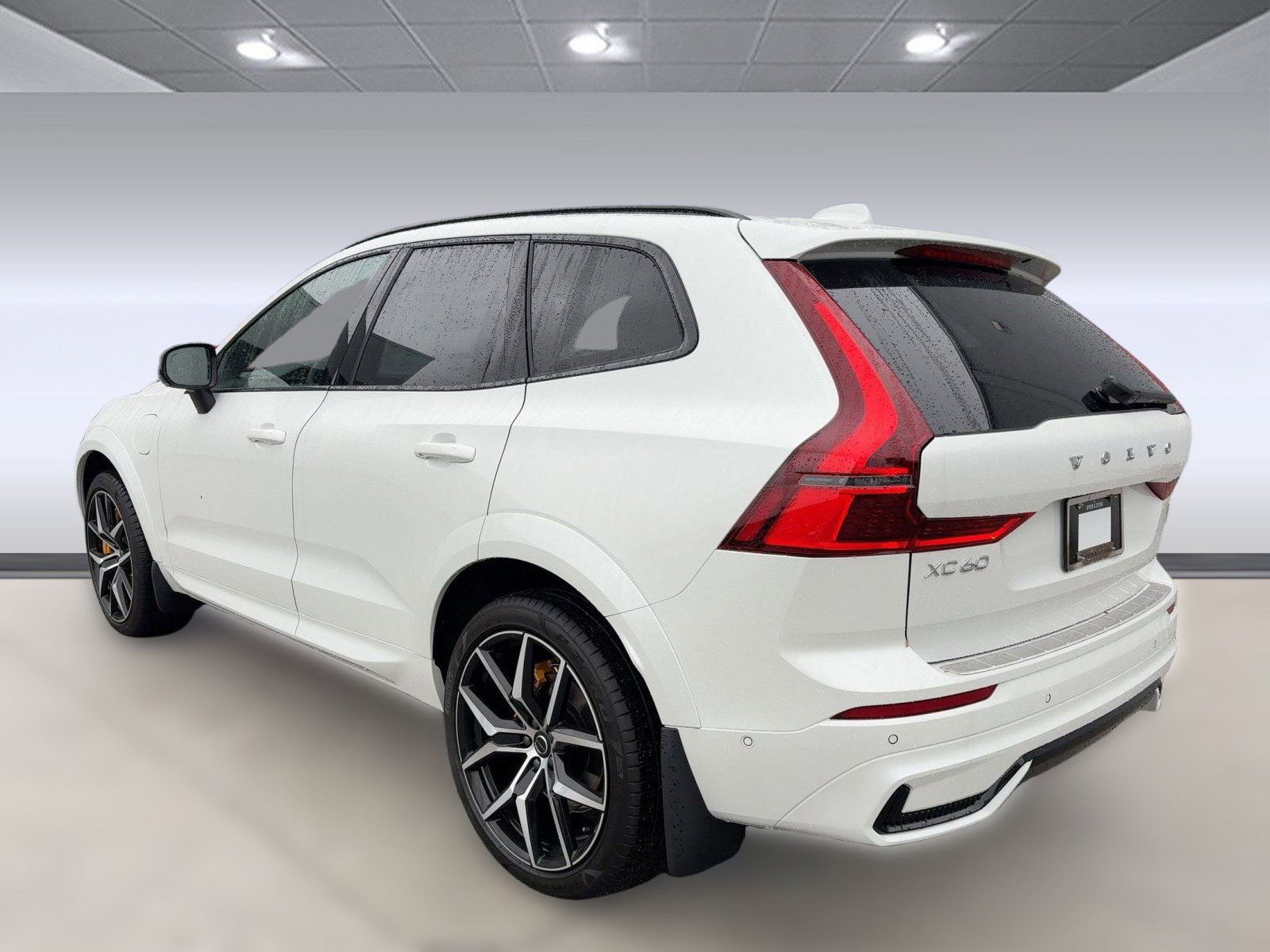 New 2026 Volvo XC60 T8 Polestar w/ Protection Package image 3