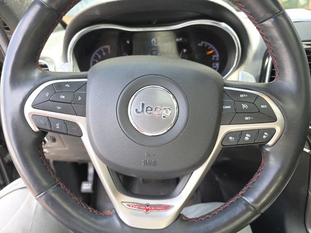 Used 2019 Jeep Grand Cherokee Trailhawk w/ Trailhawk Luxury Group AWD/4WD image 5