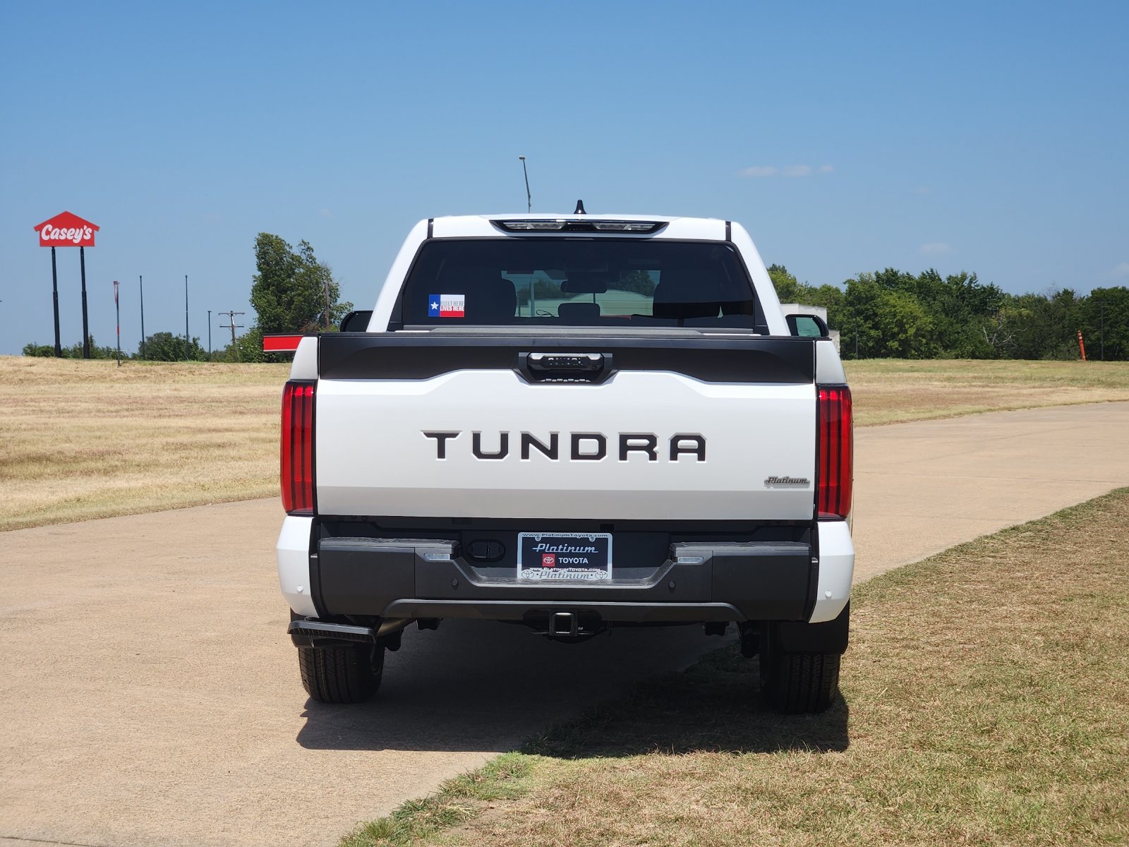 New 2026 Toyota Tundra SR5 w/ SR5 Convenience Package RWD image 8