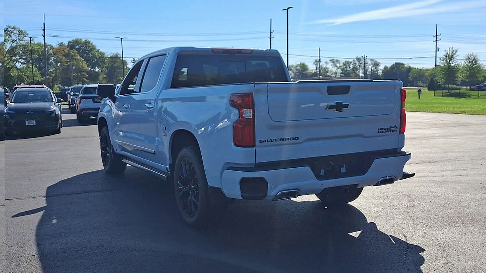 New 2026 Chevrolet Silverado 1500 High Country AWD/4WD image 9