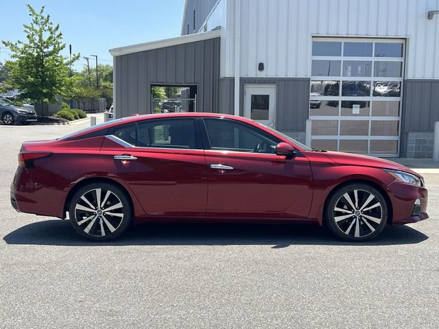 Used 2020 Nissan Altima 2.5 Platinum FWD image 14