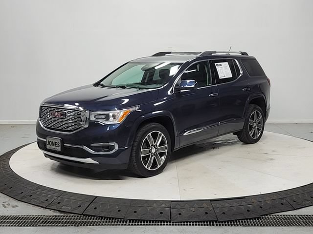 Used 2018 GMC Acadia Denali w/ Technology Package AWD/4WD image 4