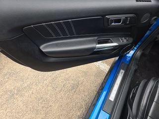 Used 2021 Ford Mustang GT Premium w/ Black Accent Package RWD image 8