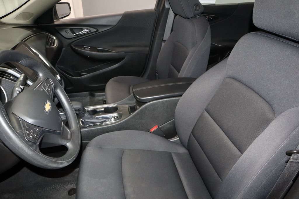 Used 2024 Chevrolet Malibu LT FWD image 23