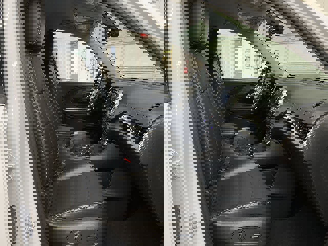 Used 2024 GMC Terrain SLT image 18