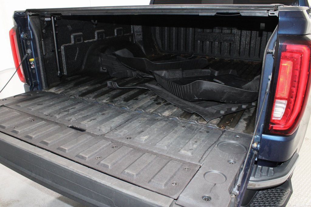 Used 2020 GMC Sierra 1500 SLT w/ SLT Premium Package image 17