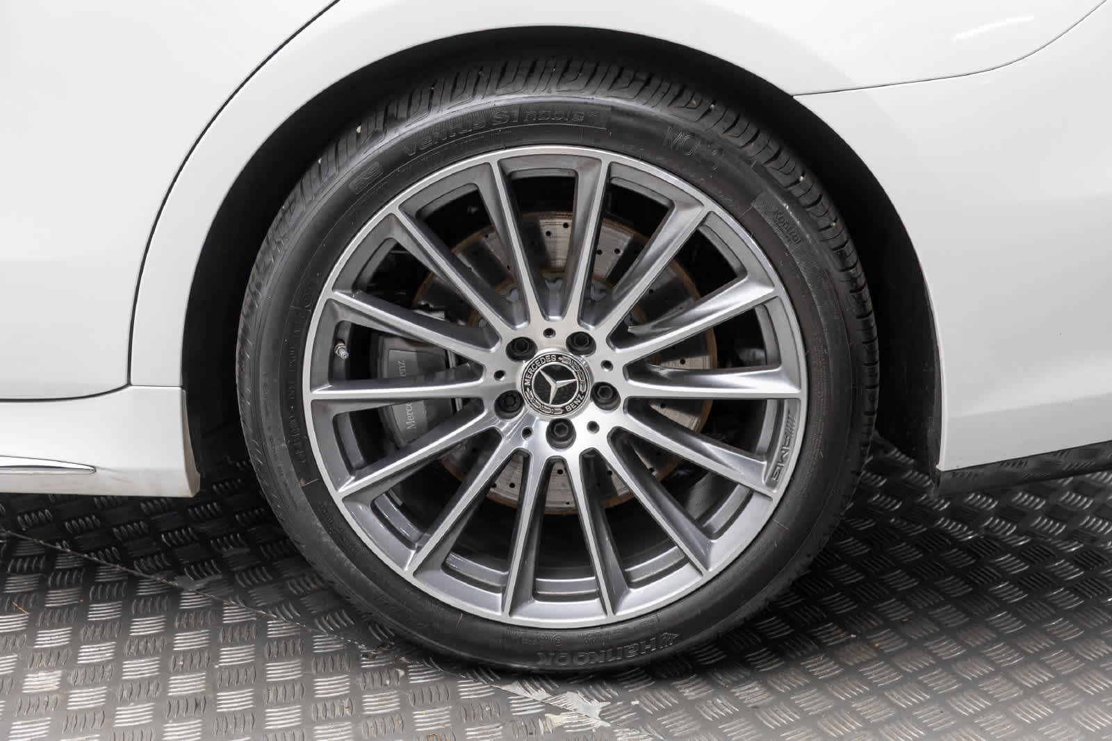 Used 2025 Mercedes-Benz S 580 4MATIC Sedan image 43
