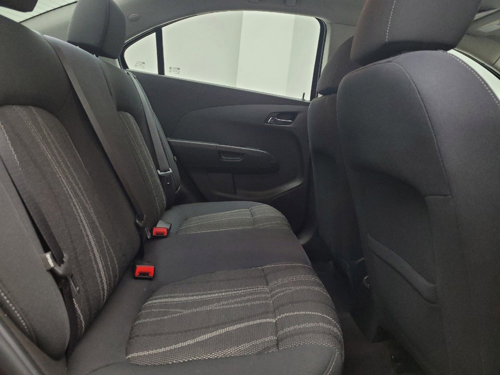 Used 2016 Chevrolet Sonic LT image 19