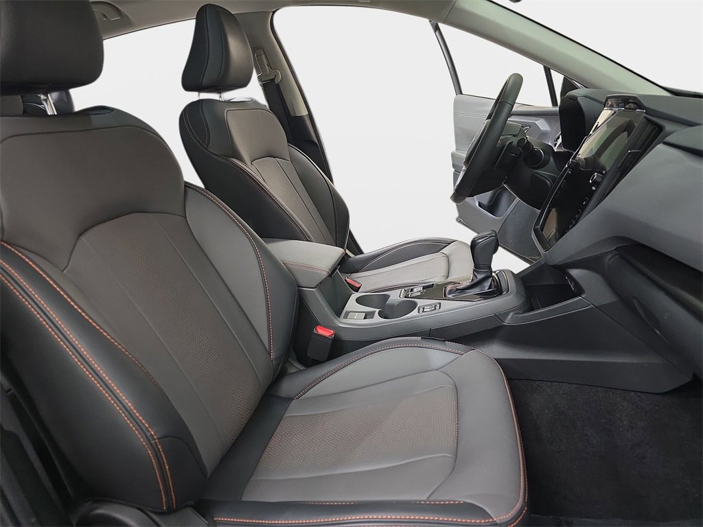 Used 2025 Subaru Crosstrek 2.5i Limited w/ Crosstrek Mirror Package image 12