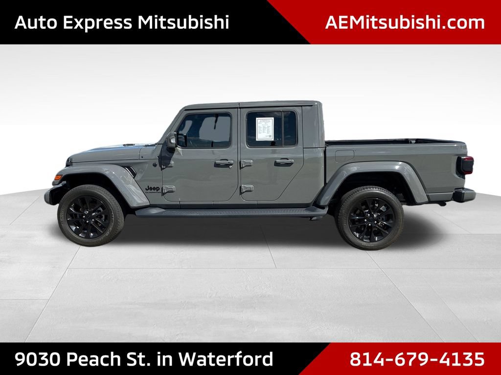 Used 2022 Jeep Gladiator Overland AWD/4WD image 4