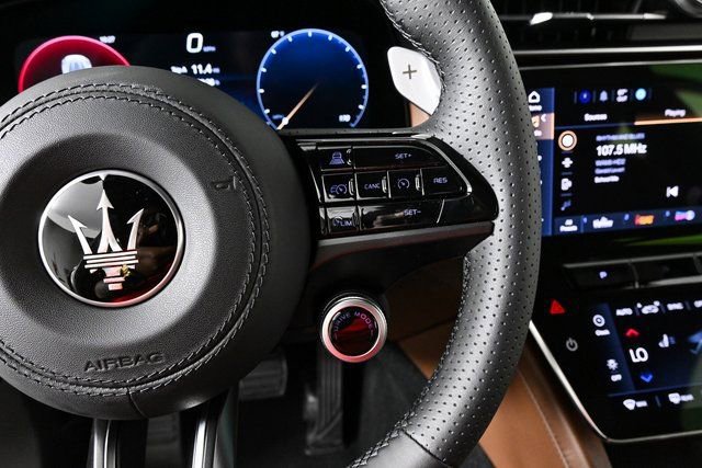 New 2025 Maserati Grecale GT AWD/4WD image 13
