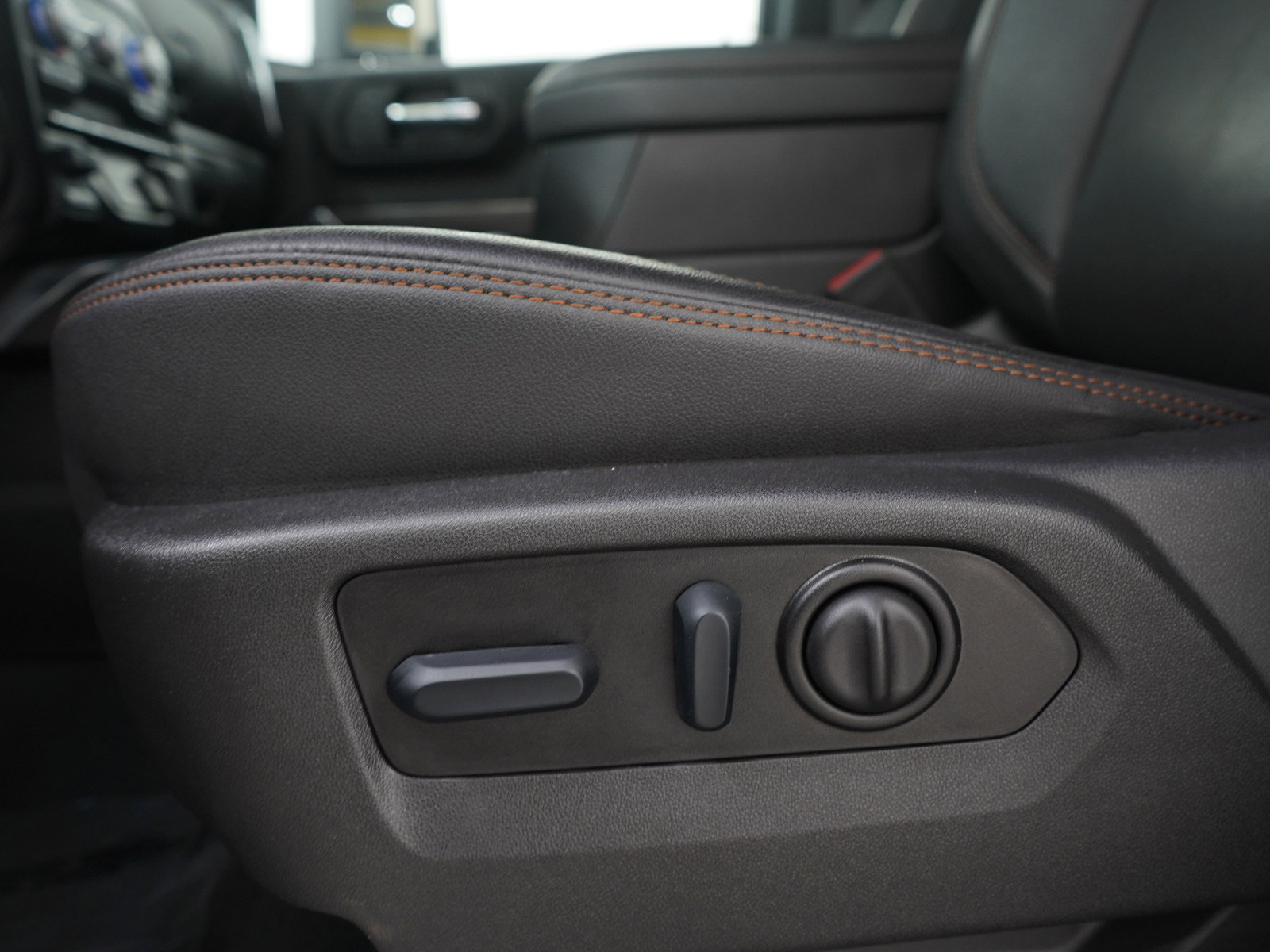 Used 2023 GMC Sierra 2500 AT4 w/ Gooseneck/5TH Wheel Package image 24