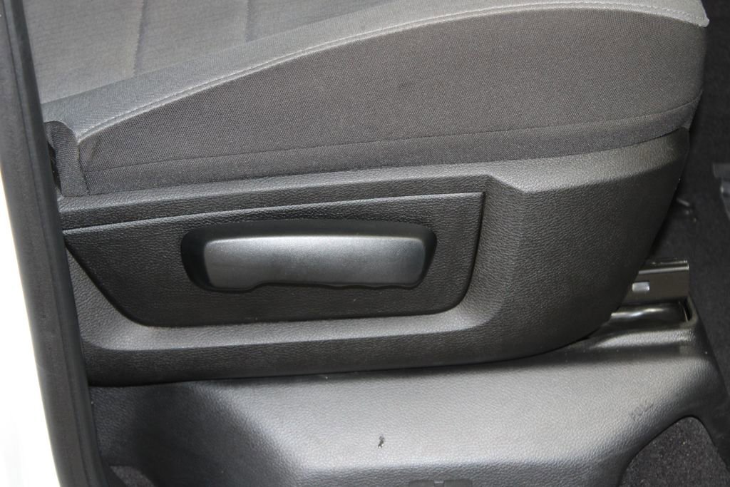 Used 2024 RAM 1500 Classic SLT image 25