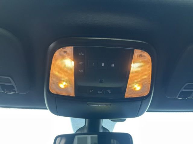 Used 2021 Dodge Durango R/T w/ Blacktop Package image 31