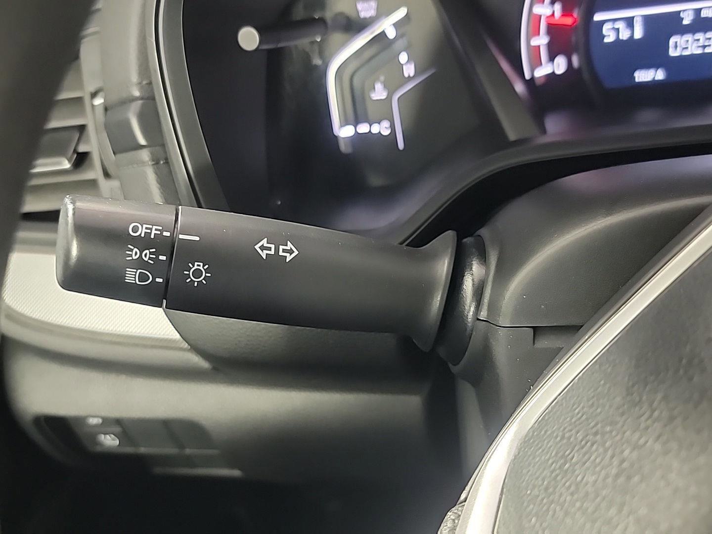 Certified 2017 Honda CR-V LX image 27