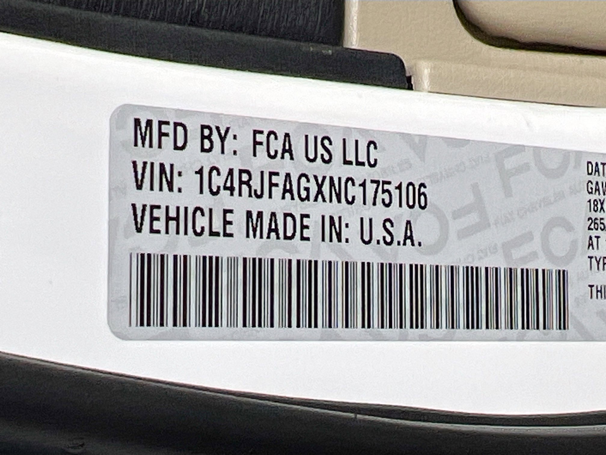 Used 2022 Jeep Grand Cherokee Laredo E image 30