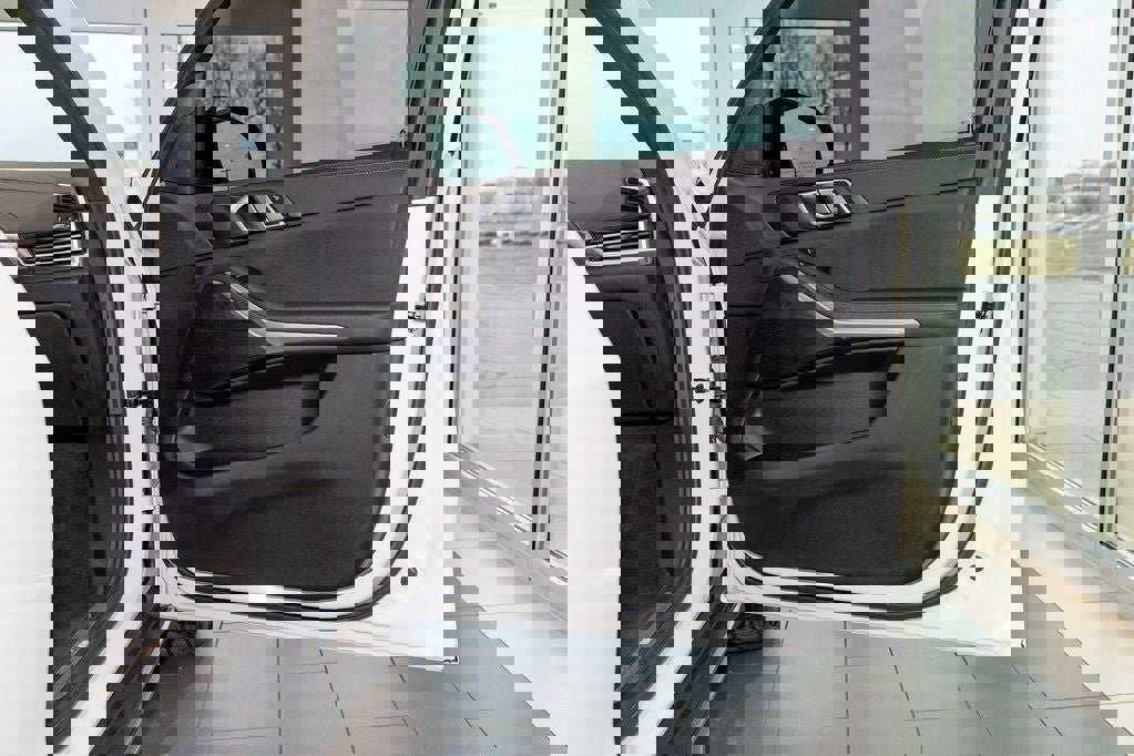 Used 2022 BMW X5 xDrive40i w/ Premium Package image 20