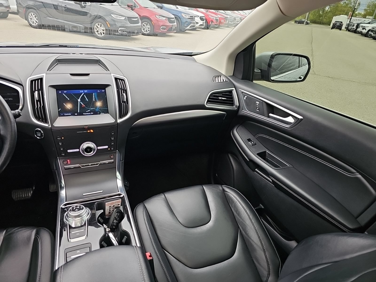 Used 2020 Ford Edge Titanium w/ Class II Trailer Tow Package AWD/4WD image 21