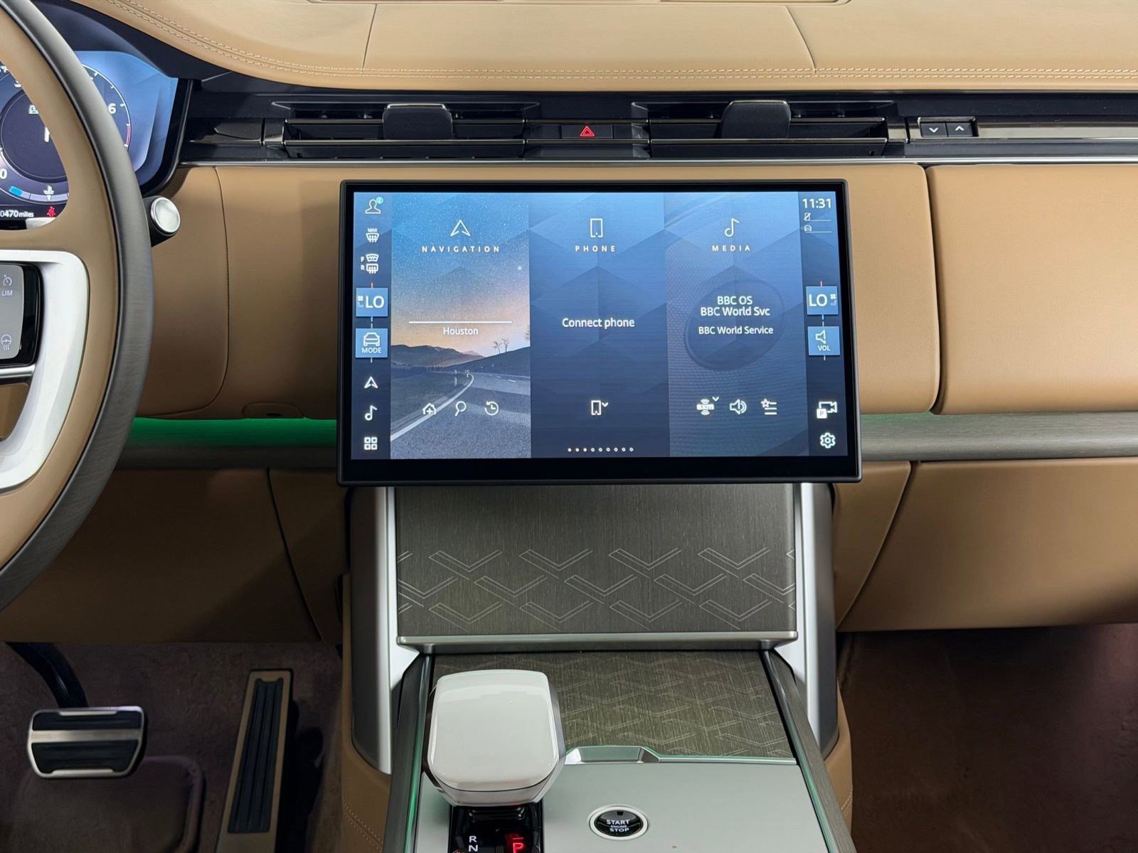 Used 2026 Land Rover Range Rover SV image 24