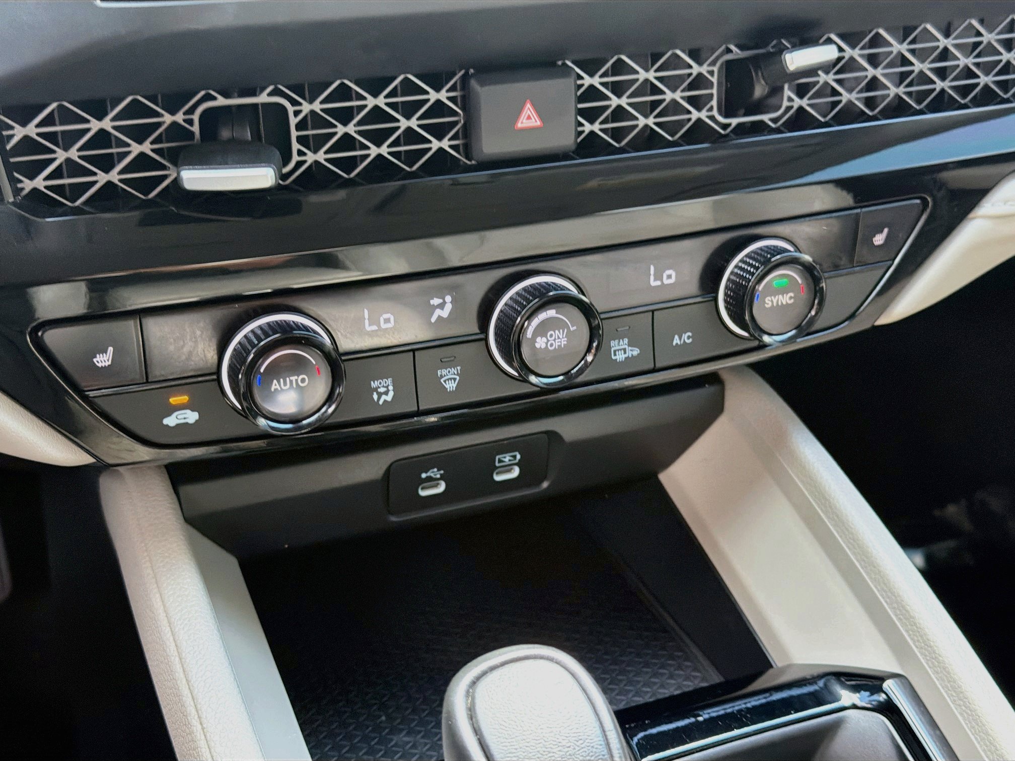 Used 2024 Honda Accord EX-L image 14