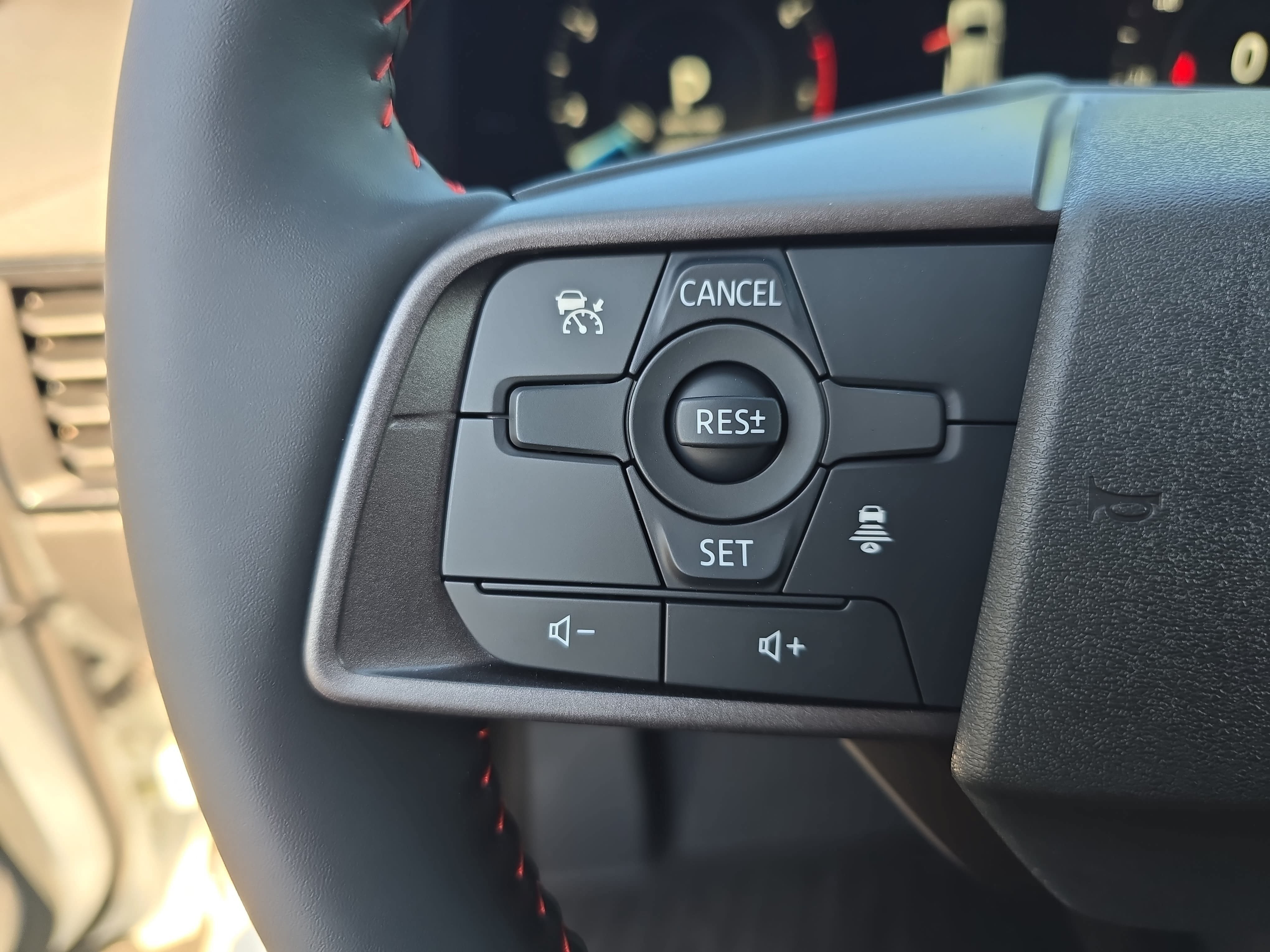 New 2027 Nissan Sentra SR w/ Floor Mat Package FWD image 16