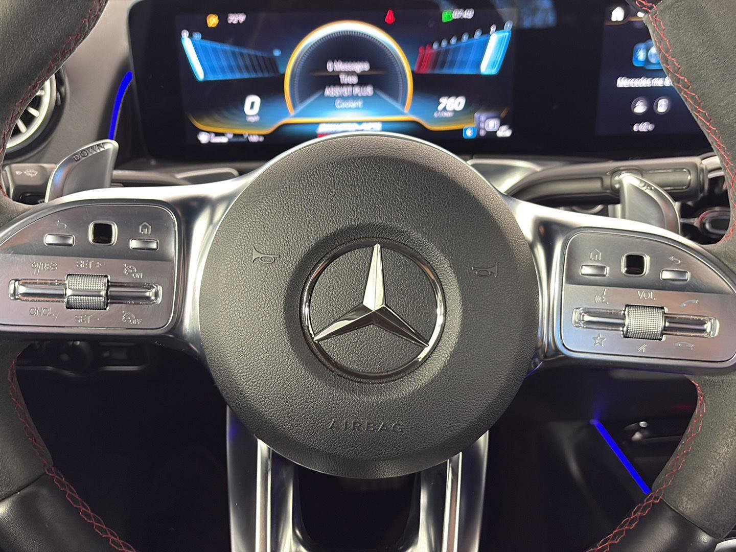 Used 2023 Mercedes-Benz GLB 35 AMG 4MATIC image 39