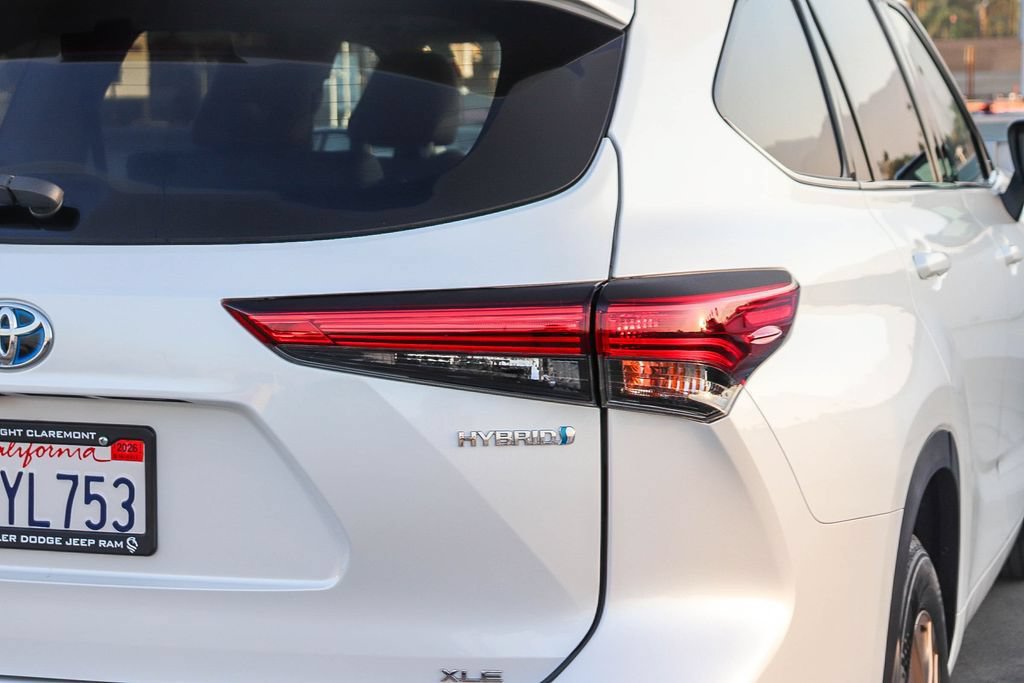 Used 2022 Toyota Highlander Bronze Edition AWD/4WD image 10