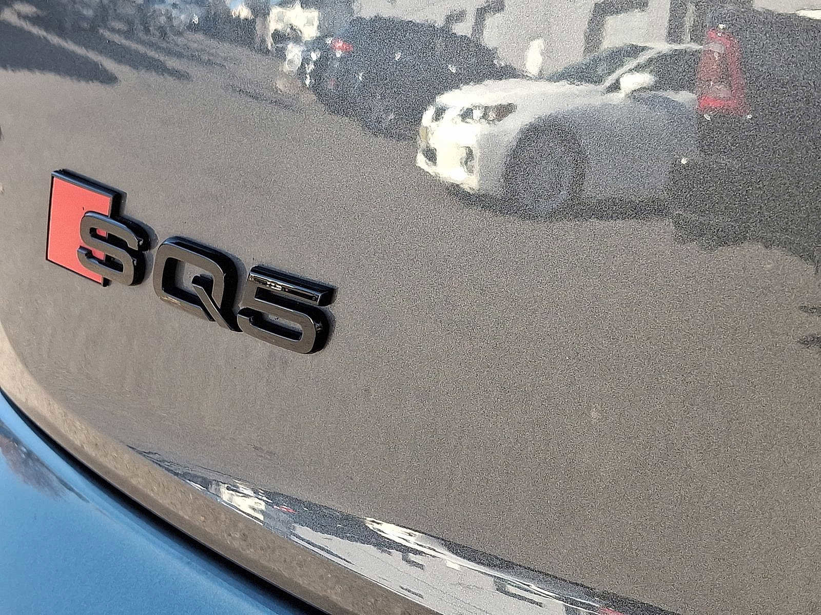 Used 2023 Audi SQ5 Premium Plus w/ Premium Plus Package image 24