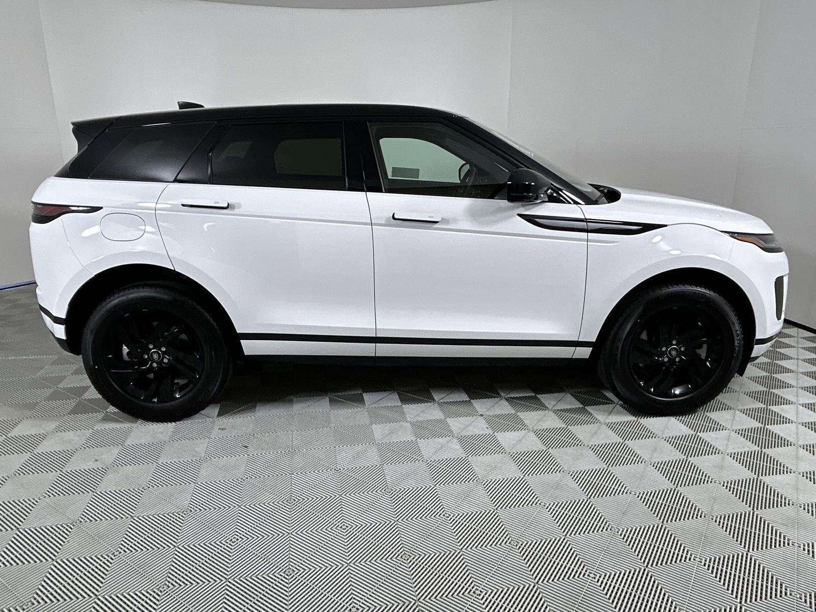 New 2026 Land Rover Range Rover Evoque S image 6