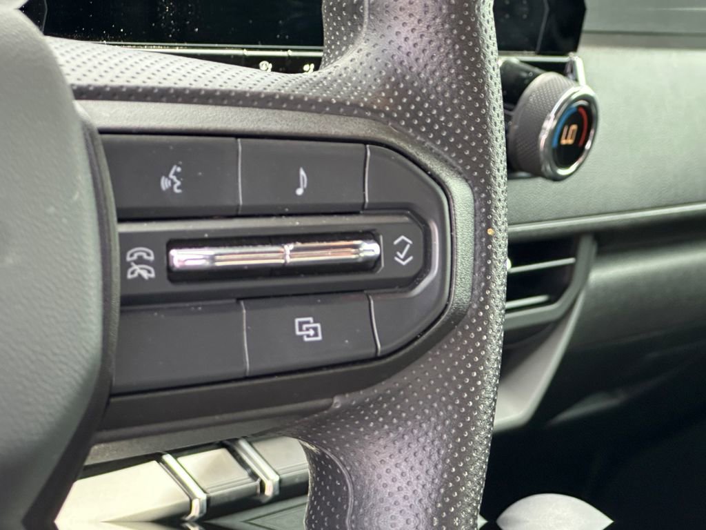 Used 2026 Chevrolet Colorado Trail Boss AWD/4WD image 21