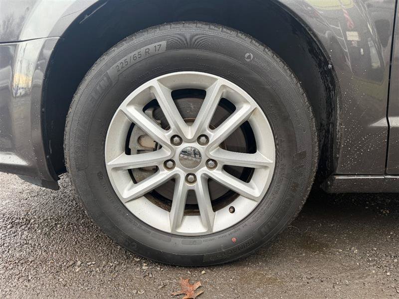 Used 2018 Dodge Grand Caravan SXT FWD image 9