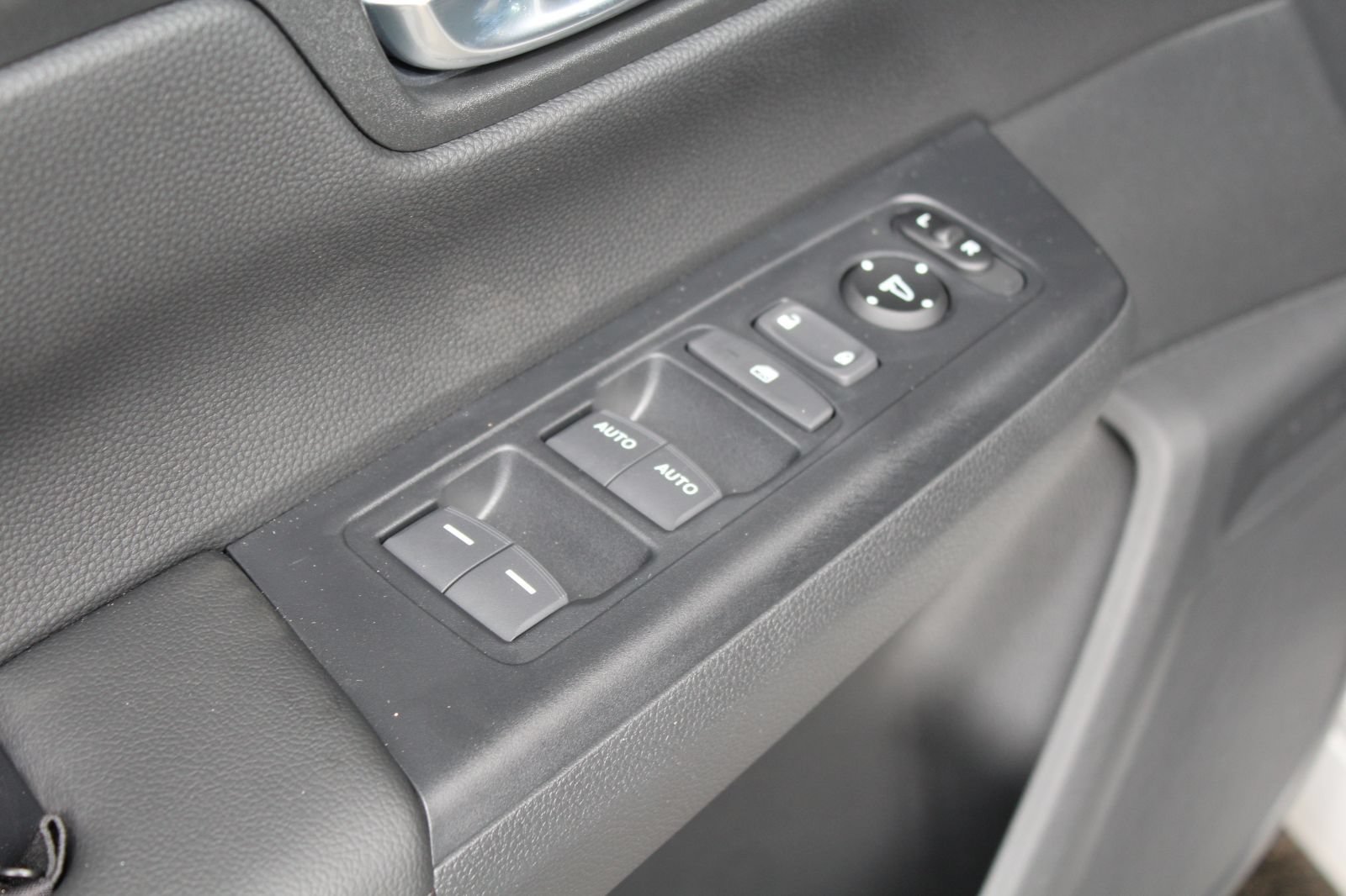 New 2026 Honda CR-V EX image 17
