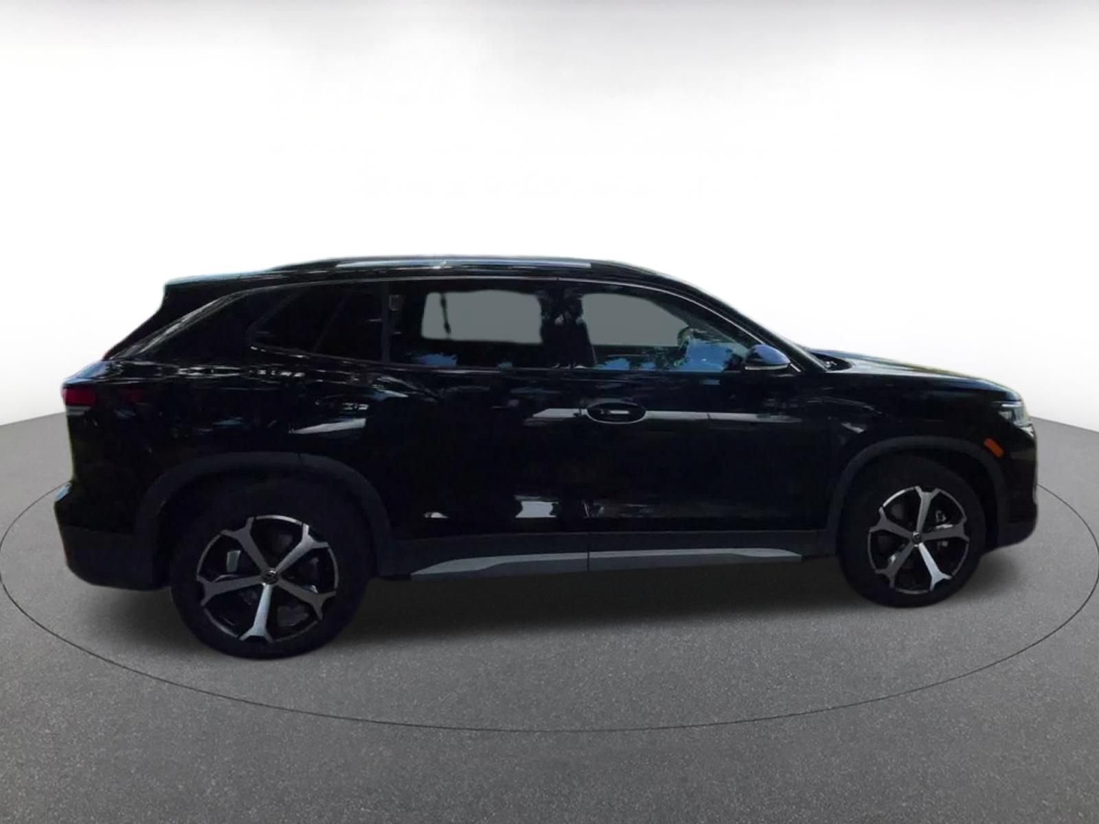 Used 2026 Volkswagen Tiguan SE AWD/4WD image 15