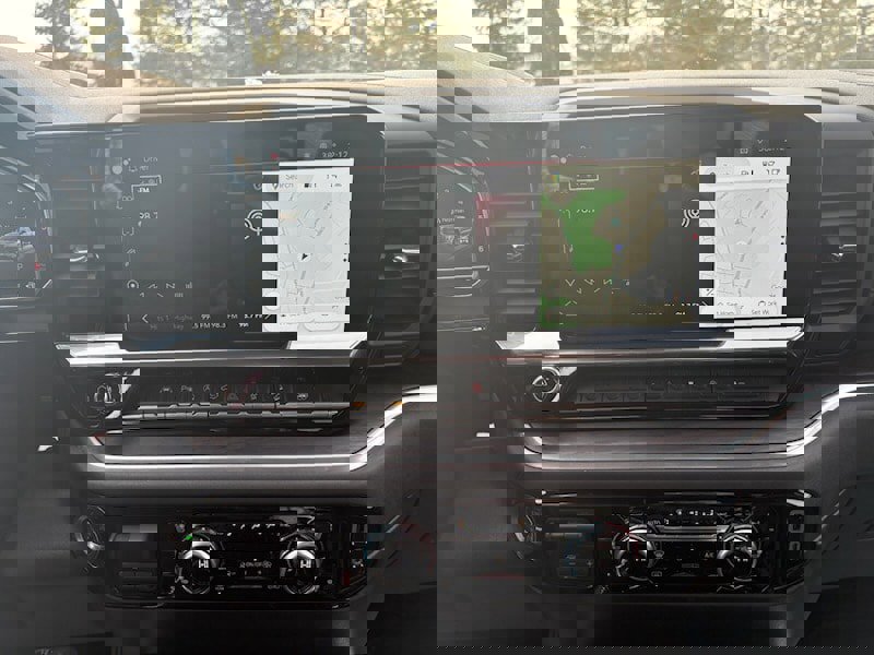 Used 2022 GMC Sierra 1500 SLT w/ SLT Premium Plus Package image 9