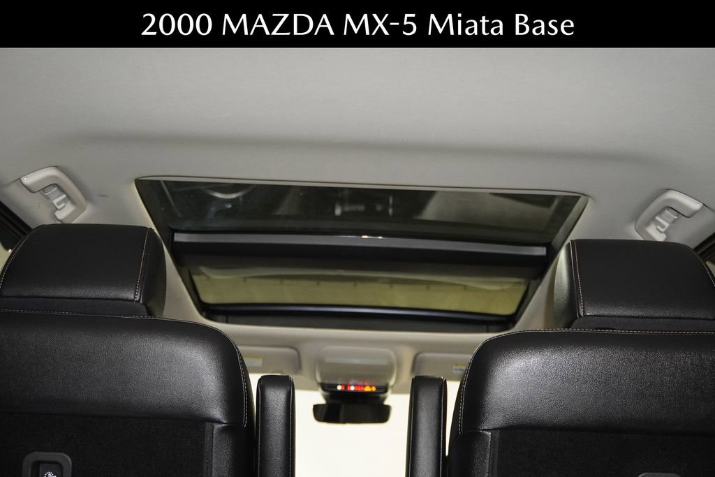 Used 2000 MAZDA MX-5 Miata image 24
