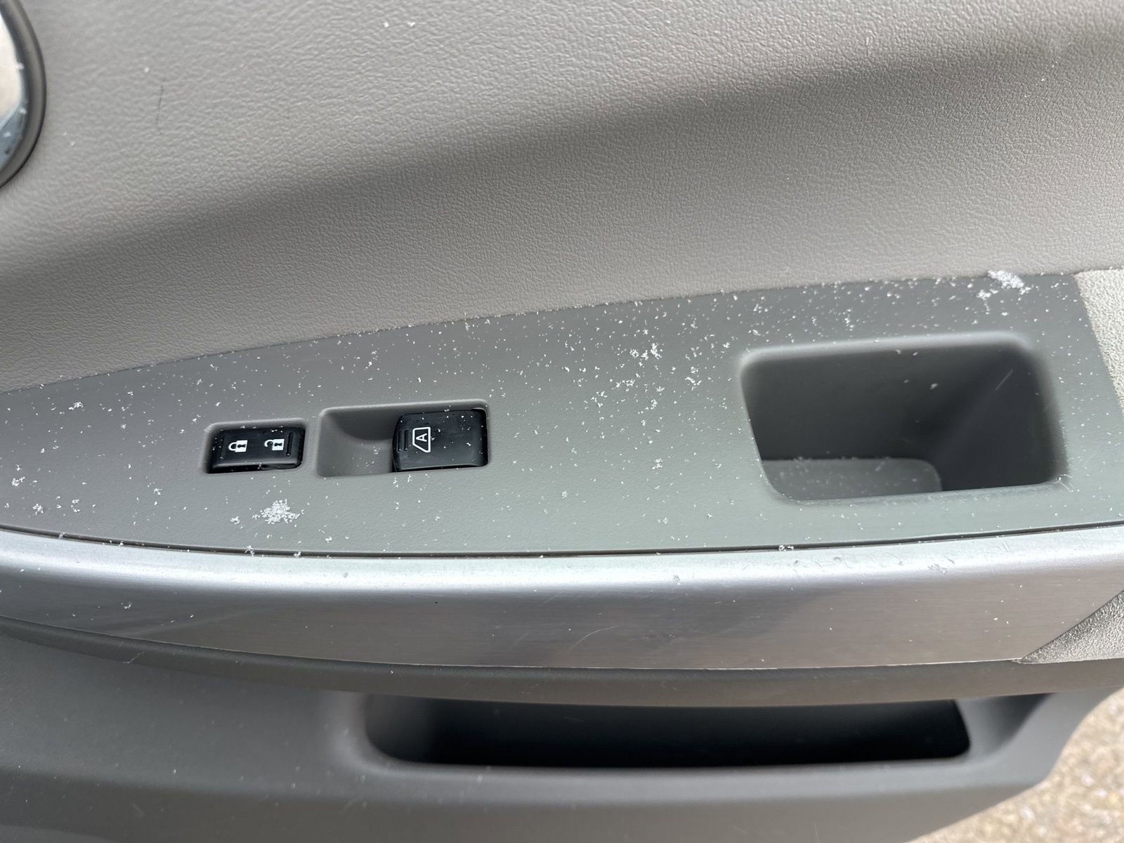 Used 2008 Nissan Quest w/ Seat Pkg image 42