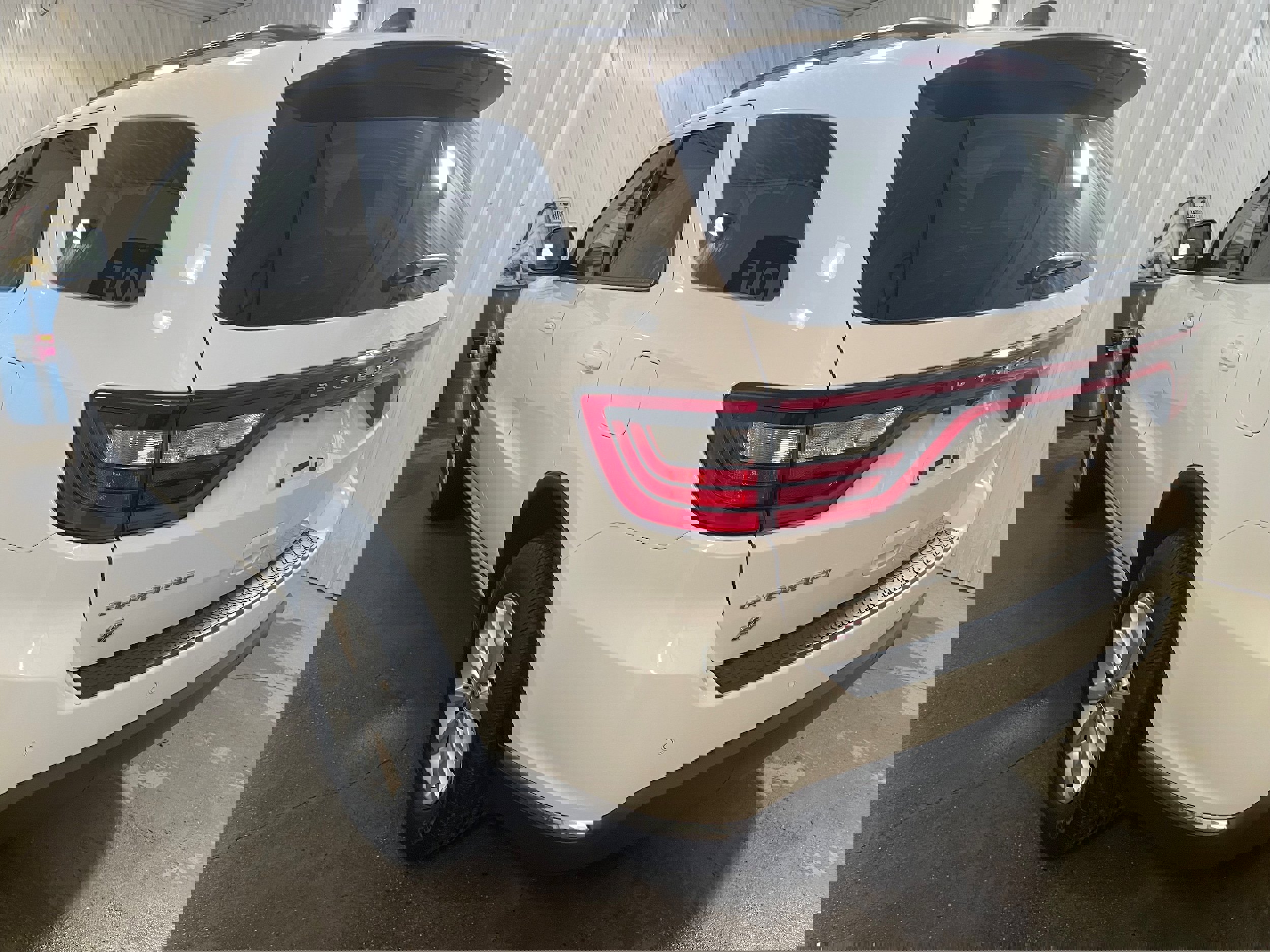 Used 2022 Dodge Durango SXT image 5