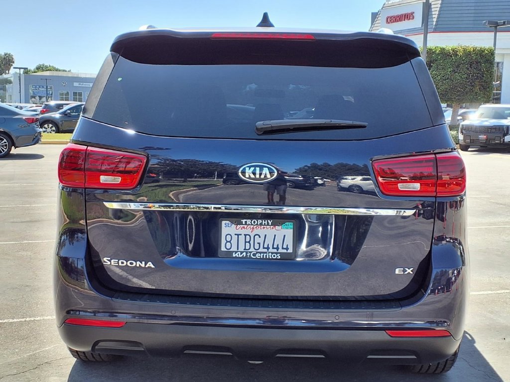 Used 2019 Kia Sedona EX FWD image 5