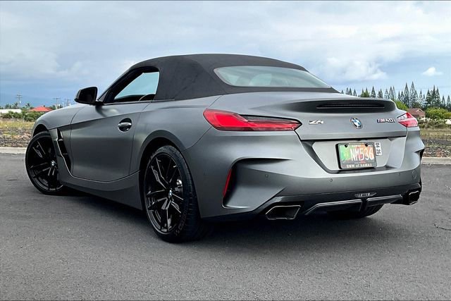 Used 2022 BMW Z4 M40i w/ Premium Package image 11