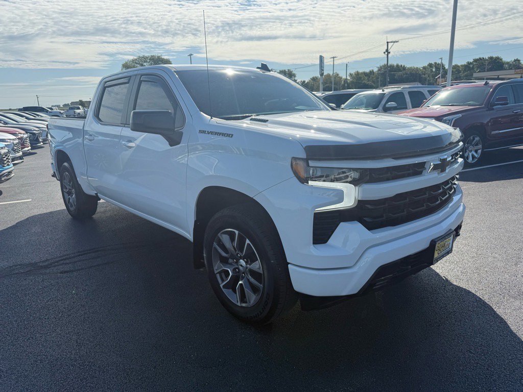 Used 2023 Chevrolet Silverado 1500 RST w/ Rally Edition AWD/4WD image 7