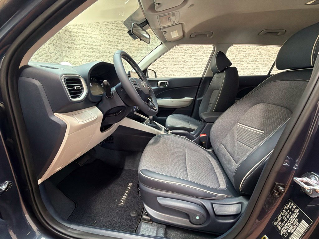New 2026 Hyundai Venue SEL FWD image 20