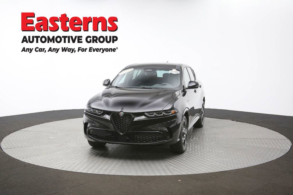 Used 2024 Alfa Romeo Tonale Veloce w/ Active Assist Package image 51