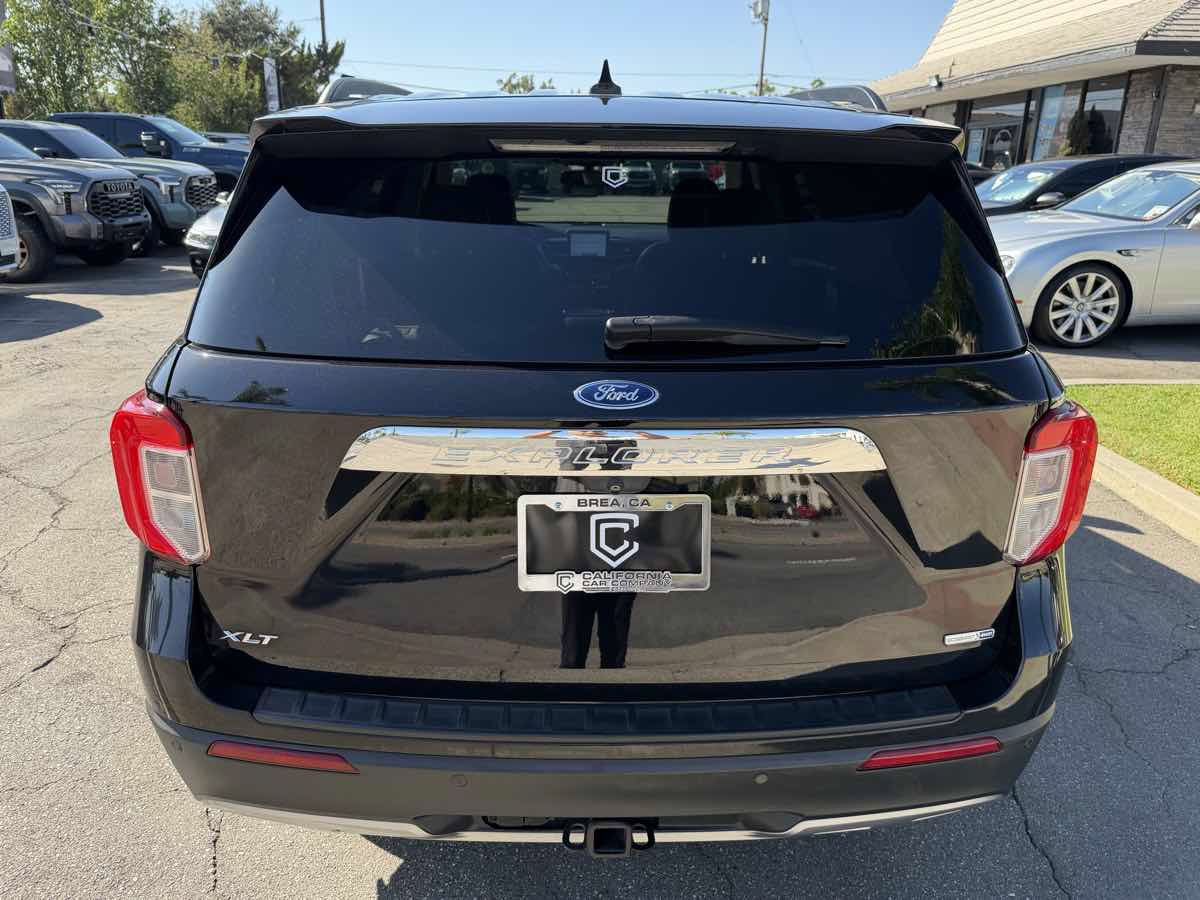 Used 2020 Ford Explorer XLT w/ Equipment Group 202A AWD/4WD image 5